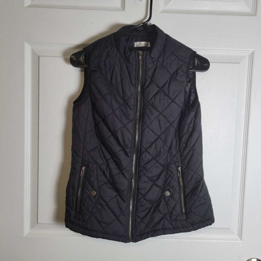 Miss Molly Quilted Vest-Black-Women's SM